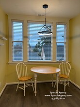 143 4th Ave NW, Unit #C in Puyallup, WA - Building Photo - Building Photo