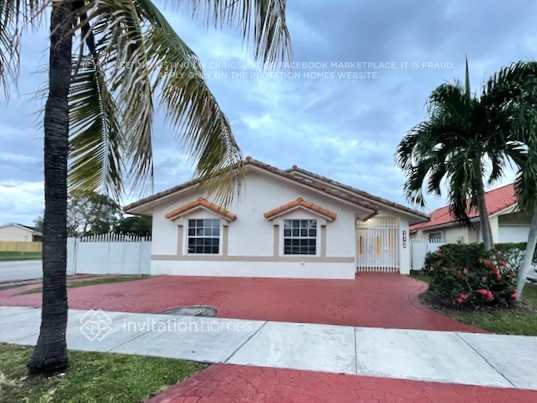 property at 15189 SW 59th St