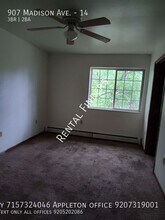 907 Madison Ave in Marinette, WI - Building Photo - Building Photo