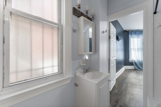 1734 Connecticut Ave NW in Washington, DC - Building Photo - Building Photo