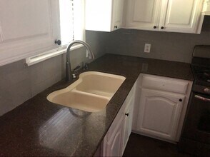 8132 Hobbs Dr in Shreveport, LA - Building Photo - Building Photo