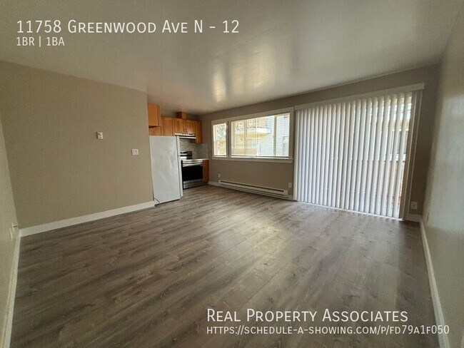 11758 Greenwood Ave N in Seattle, WA - Building Photo - Building Photo