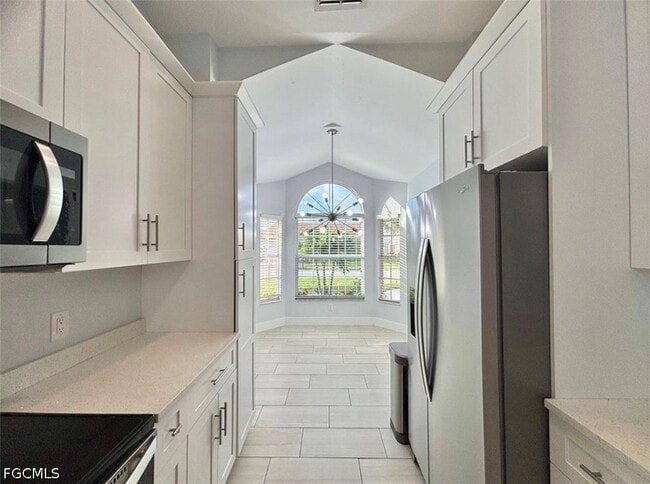 12396 Kelly Sands Way in Ft. Myers, FL - Building Photo - Building Photo