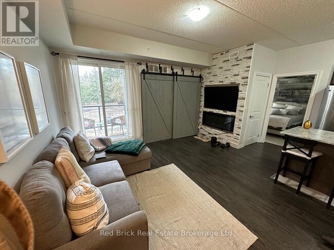 property at 1280 Gordon St