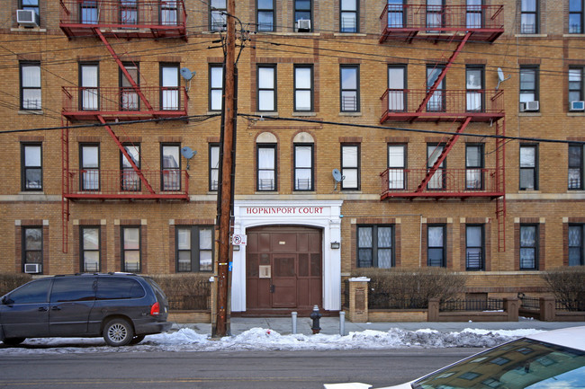 Hopkinport Court in Brooklyn, NY - Foto de edificio - Building Photo