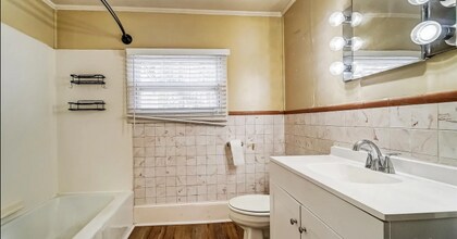 7909 Large Oak Ln in Mint Hill, NC - Building Photo - Building Photo