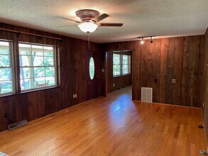603 Cagle Rd in Seagrove, NC - Building Photo - Building Photo