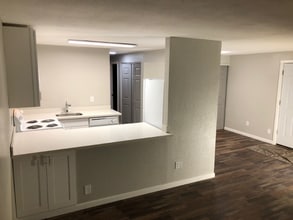 2400 20th Ave NW-Unit -13A in Olympia, WA - Foto de edificio - Building Photo