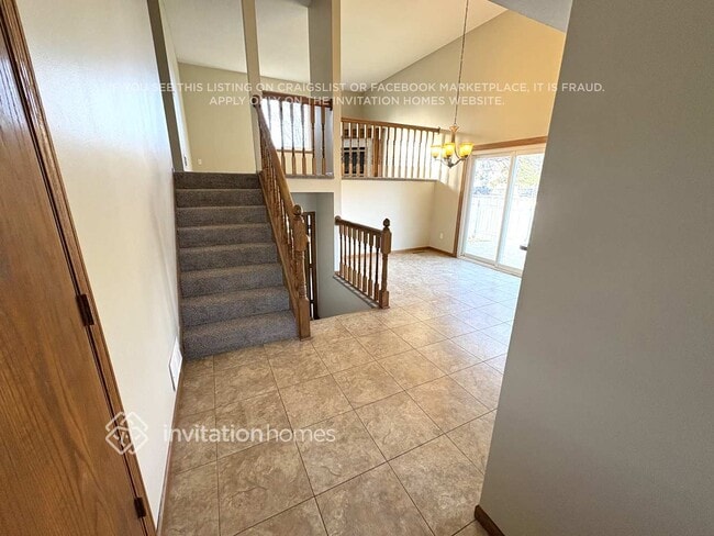 6163 Kalland Dr in Albertville, MN - Building Photo - Building Photo