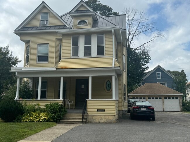 29 Roxbury St, Unit 2