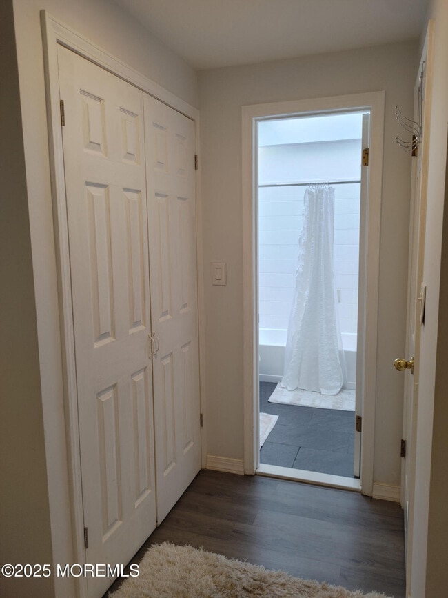 170 1st Ave in Manasquan, NJ - Building Photo - Building Photo