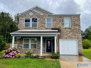 144 Belle Haven Dr in Owens Cross Roads, AL - Building Photo - Building Photo
