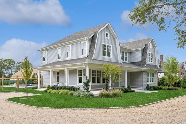 165 Oneck Ln in Westhampton Beach, NY - Building Photo - Building Photo