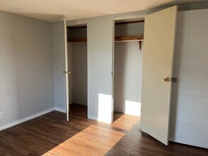 5317 Roberts Rd in Colleyville, TX - Foto de edificio - Building Photo