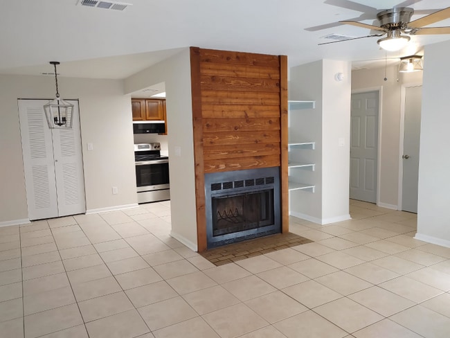 4405 SW 74th Terrace in Gainesville, FL - Building Photo - Building Photo