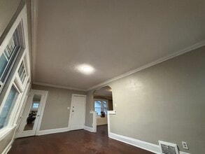 11002 Nelson Ave, Unit Up in Cleveland, OH - Building Photo - Building Photo