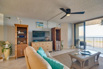1290 Gulf Blvd, Unit SI ID1385723P in Clearwater, FL - Foto de edificio - Building Photo