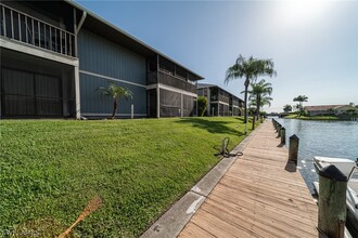 822 SW 48th Terrace in Cape Coral, FL - Building Photo - Building Photo