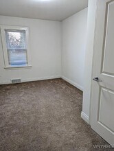 77 Laverack Ave in Lancaster, NY - Building Photo - Building Photo