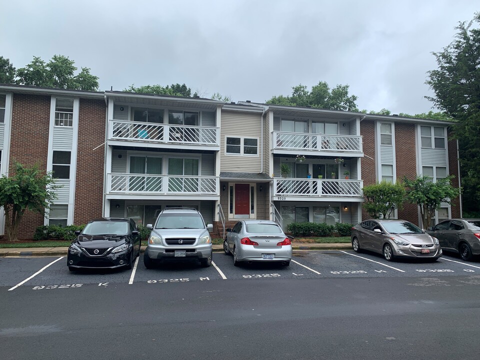 9325 Old Concord Rd in Charlotte, NC - Foto de edificio