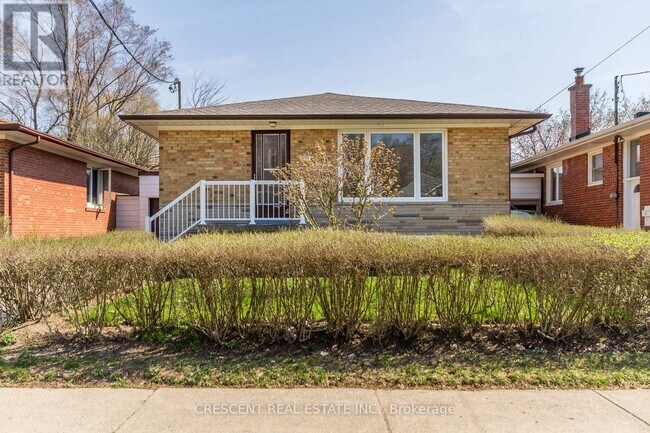 51 Black Creek Blvd in Toronto, ON - Building Photo - Building Photo