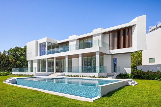 503 Palm Dr in Hallandale Beach, FL - Building Photo - Building Photo