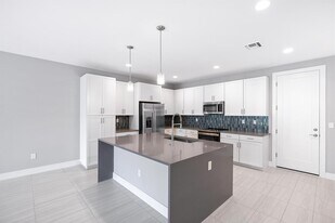 3748 Lambert Ave in West Palm Beach, FL - Building Photo