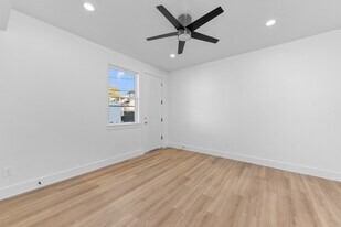 2314 Barbee St in Houston, TX - Building Photo