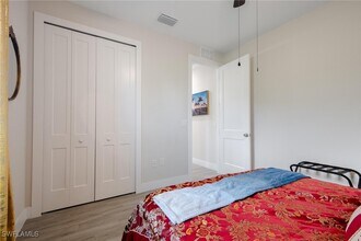 4665 Key Largo Ln in Bonita Springs, FL - Building Photo - Building Photo