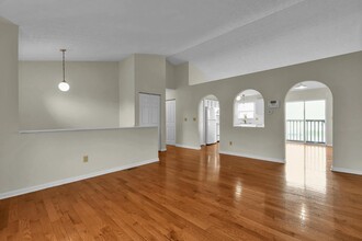 5678 Earnings Dr in Columbus, OH - Building Photo - Building Photo
