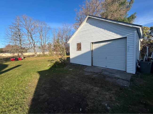 120 Leray St in Black River, NY - Building Photo - Building Photo