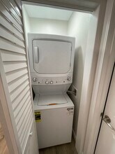 1010 Cypress Ave, Unit 1010 in Santa Ana, CA - Building Photo - Building Photo