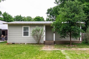 1713 Cullen Ave in Austin, TX - Building Photo