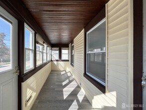 23 Cedar Ave in North Brunswick, NJ - Building Photo - Building Photo
