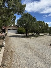 1 Autumnwood Ct in Edgewood, NM - Foto de edificio - Building Photo