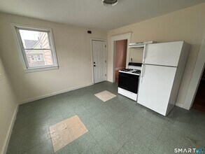 182 Sheridan St in Bridgeport, CT - Building Photo - Building Photo