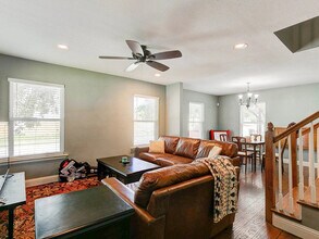 3201 Forest Park Blvd in Fort Worth, TX - Building Photo - Building Photo