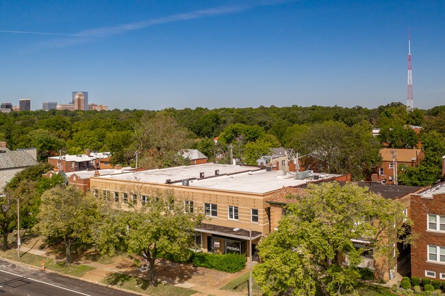 6611-6619 Clayton Rd in St. Louis, MO - Building Photo - Building Photo