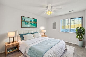 Country Hill in Cedar Rapids, IA - Building Photo - Building Photo