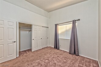 2152 Jasper Bluff St in Las Vegas, NV - Building Photo - Building Photo