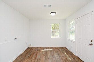 4708 Los Angeles St in Houston, TX - Building Photo - Building Photo