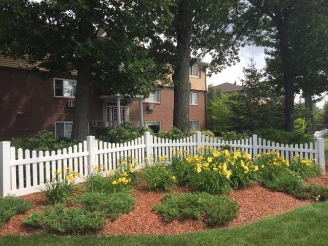 3961 Brown Ave in Manchester, NH - Building Photo