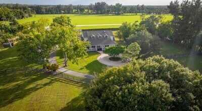 12284 Indian Mound Rd in Wellington, FL - Building Photo - Building Photo