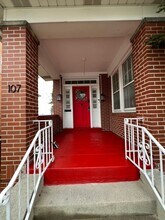 107 Perryview Ave in Pittsburgh, PA - Building Photo - Building Photo