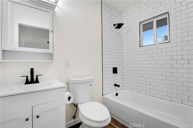 3561 Russell St, Unit 8 in Riverside, CA - Building Photo - Building Photo