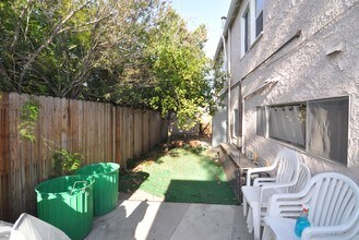 5502 Denny Ave in North Hollywood, CA - Foto de edificio - Other