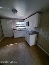 3732 Whitehall St in Jacksonville, FL - Building Photo - Building Photo