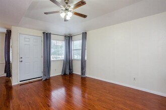 1103 Dulles Ave in Stafford, TX - Building Photo - Building Photo
