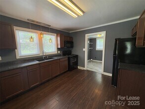 617 Miller St in Kannapolis, NC - Building Photo - Building Photo