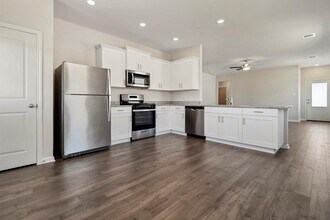 16434 Blossom Grv Dr in Conroe, TX - Building Photo - Building Photo